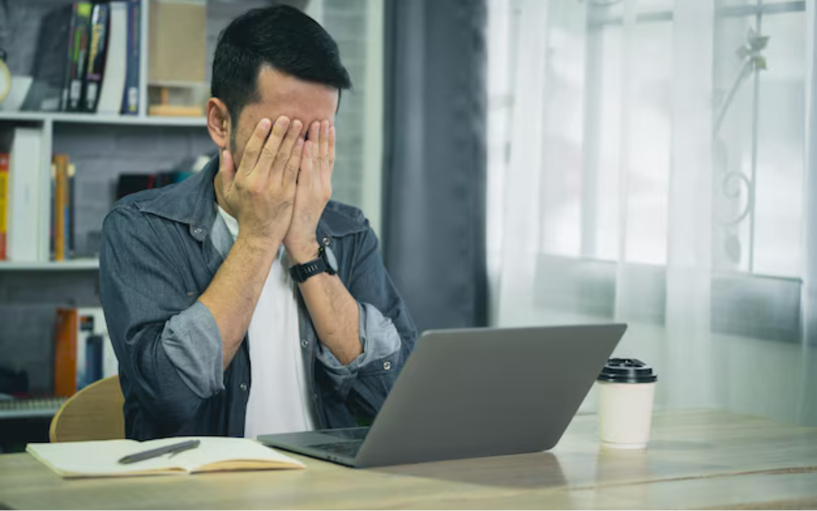 O erro que destrói sua produtividade no home office